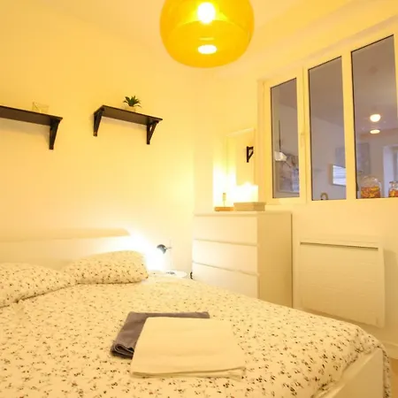 Center - Modern Cocoon - Bookingalsace