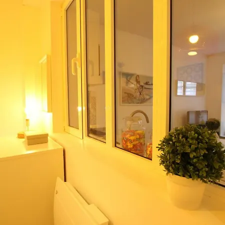 Center - Modern Cocoon - Bookingalsace Apartment Colmar